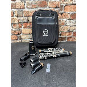Clarinet Herche Superior Wilmintong , DE W BOX Good